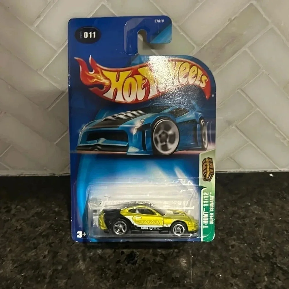 Hotwheels T-Hunt 2003 Super Tsunami 11
